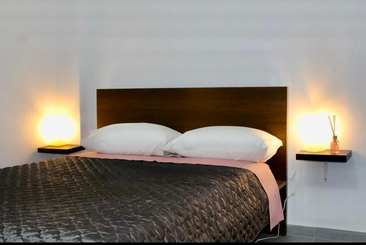 Cozy Apartment In Athens Center Atenas Exterior foto